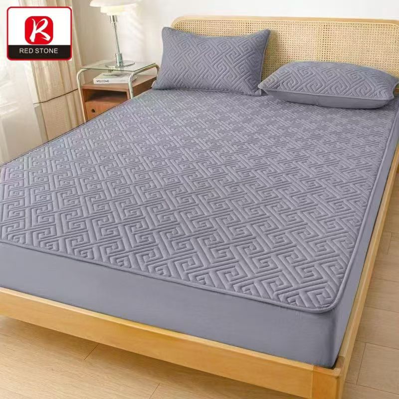 Kingsize Mattress Protector 3-in-1 Waterproof Set - 189x200cm + 31cm Depth, Includes 2 Pillow Cases (48x75cm)"