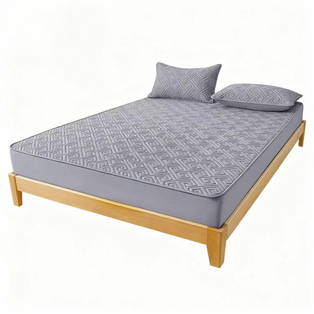 Queensize Waterproof mattress protector 3 in 1